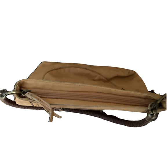 The Sak Indio Leather Demi Shoulder Bag Tan With BOHO And Western Look - Picture 10 of 11